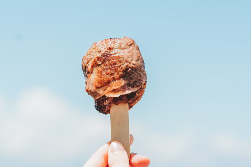 引用 公式HPより 今日は肉の日 淡路牛肉巻きキャンディハンバーグ